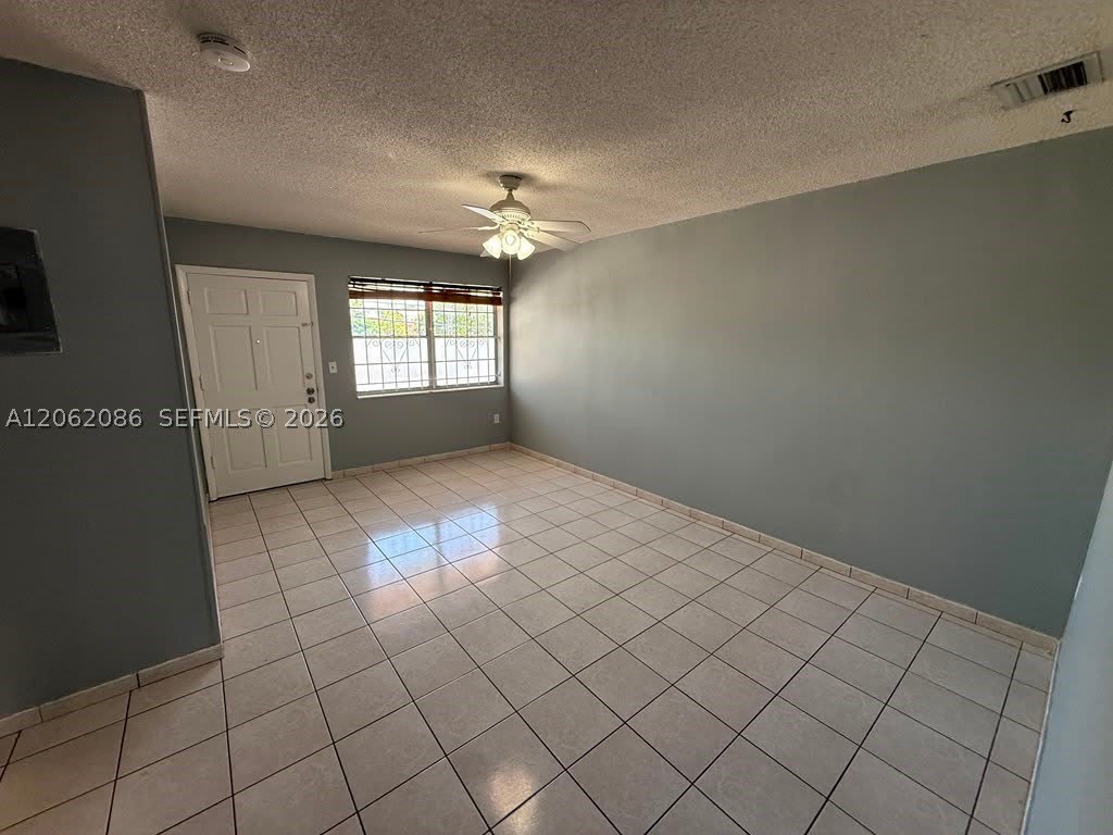 1154 W 35th St – photo 5