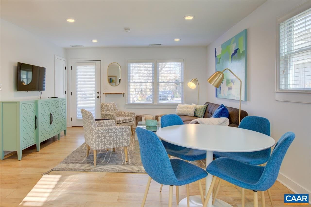 620 BELMONT AVE – photo 4