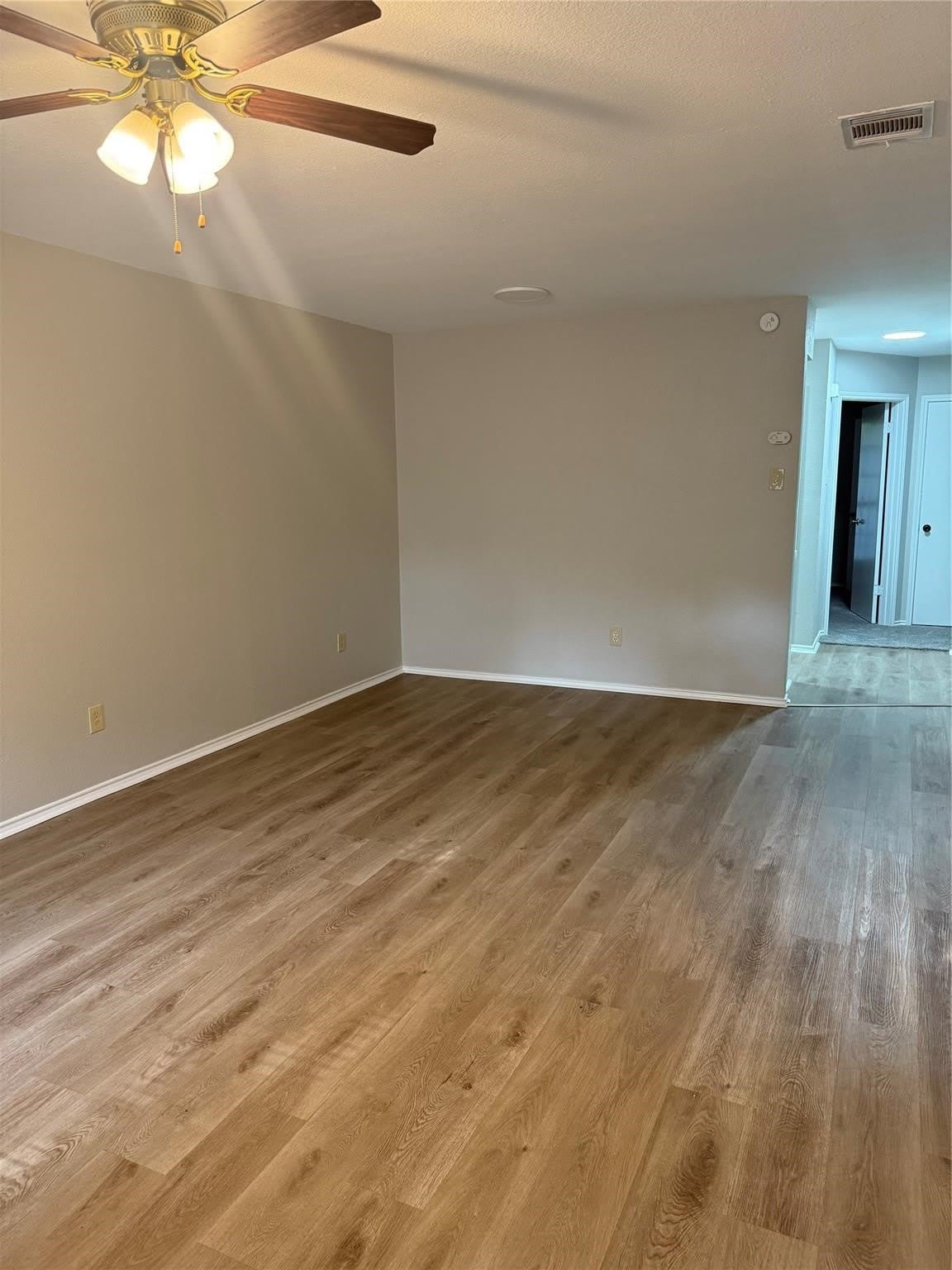 304 E Hickory Street – photo 3