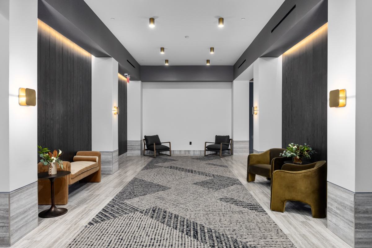 Studio Park Tower and Lofts – photo 2