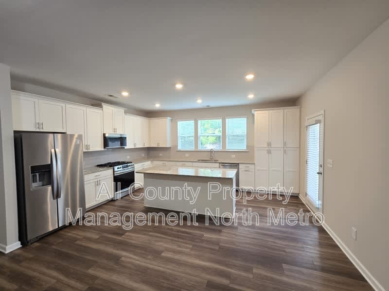 490 Tall Pines Terrace – photo 3