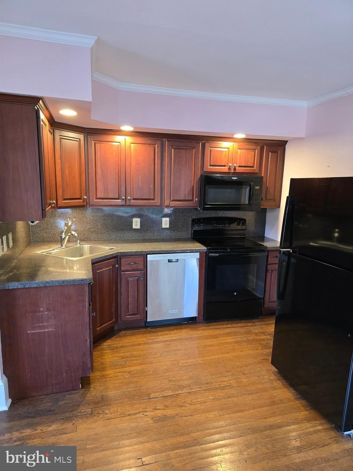 54 W STATE Street – photo 2