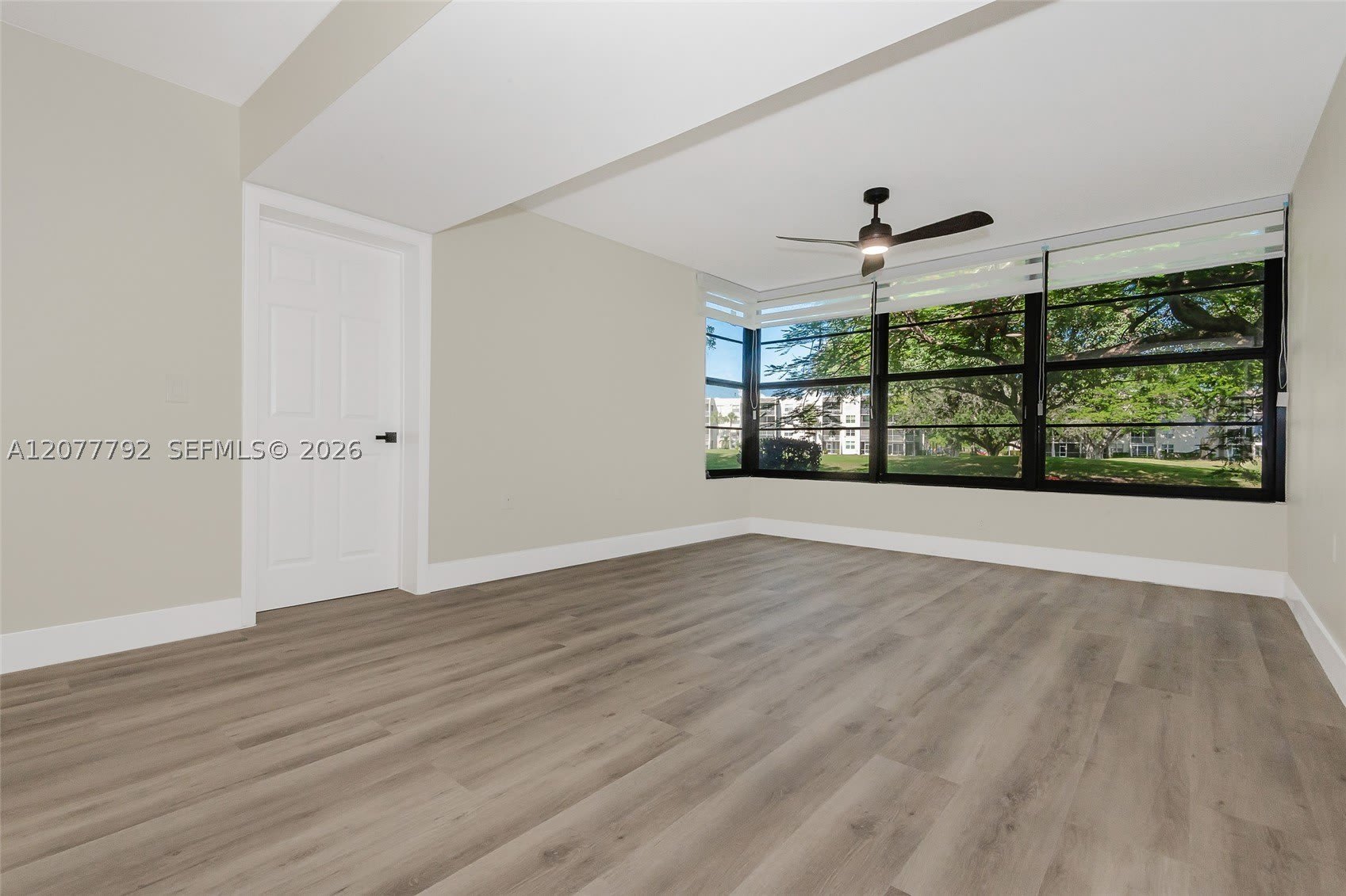 1709 Whitehall Dr – photo 4