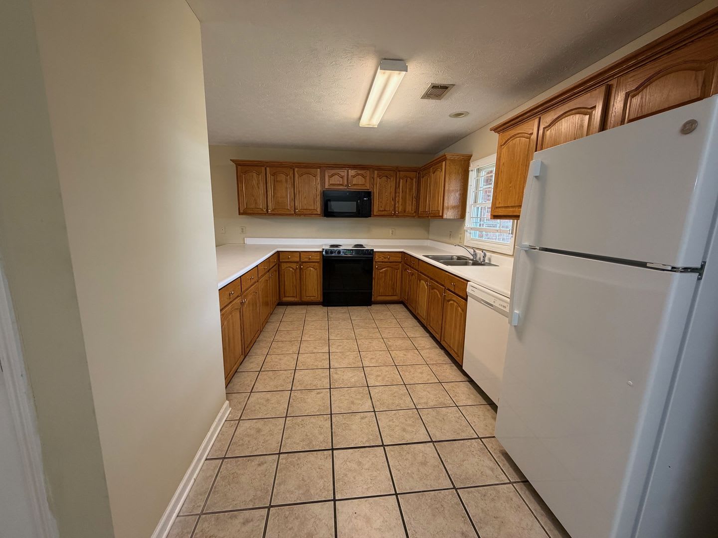 147 Harmon Dr., Unit G – photo 4