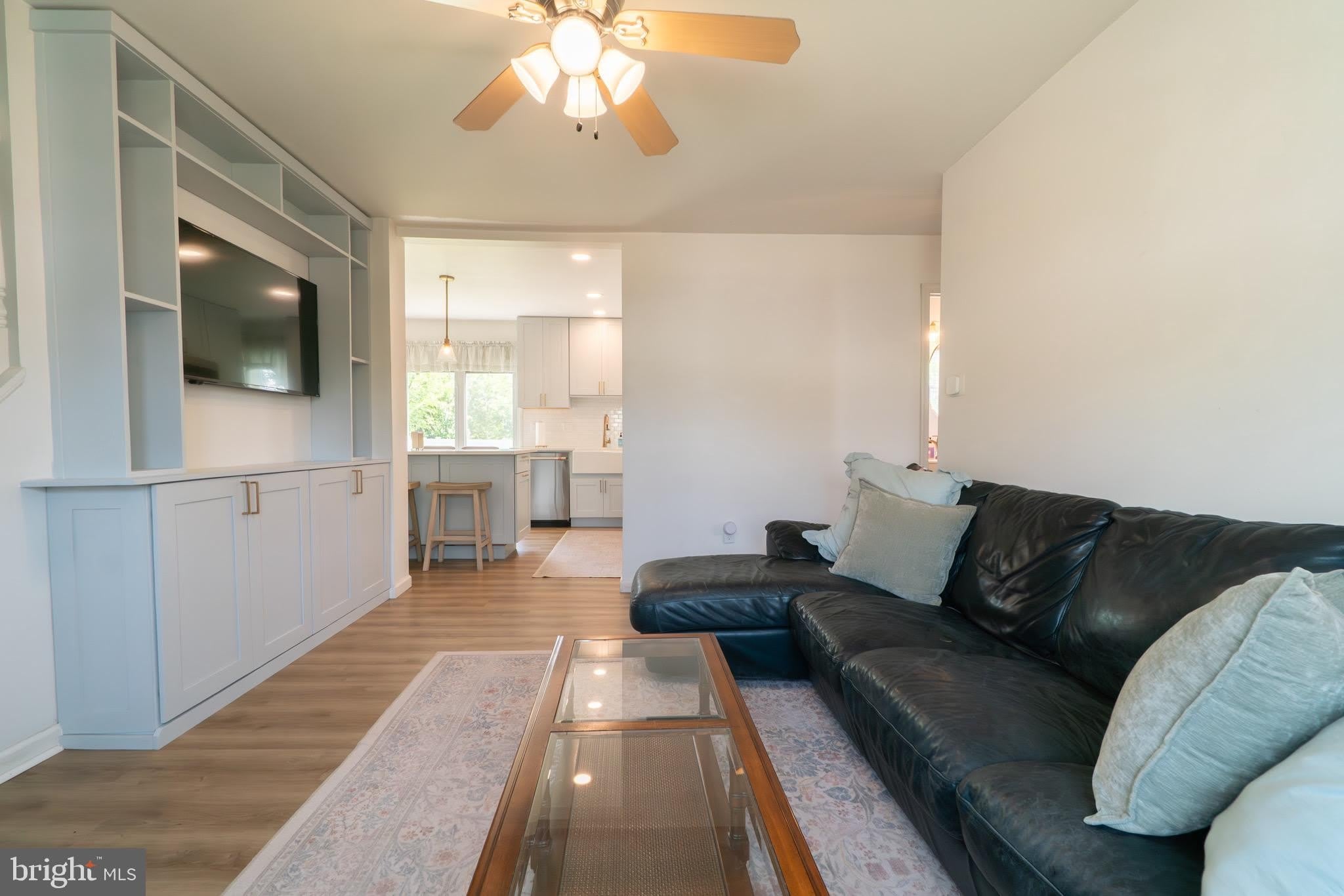 1129 JEFFERSON Avenue – photo 4
