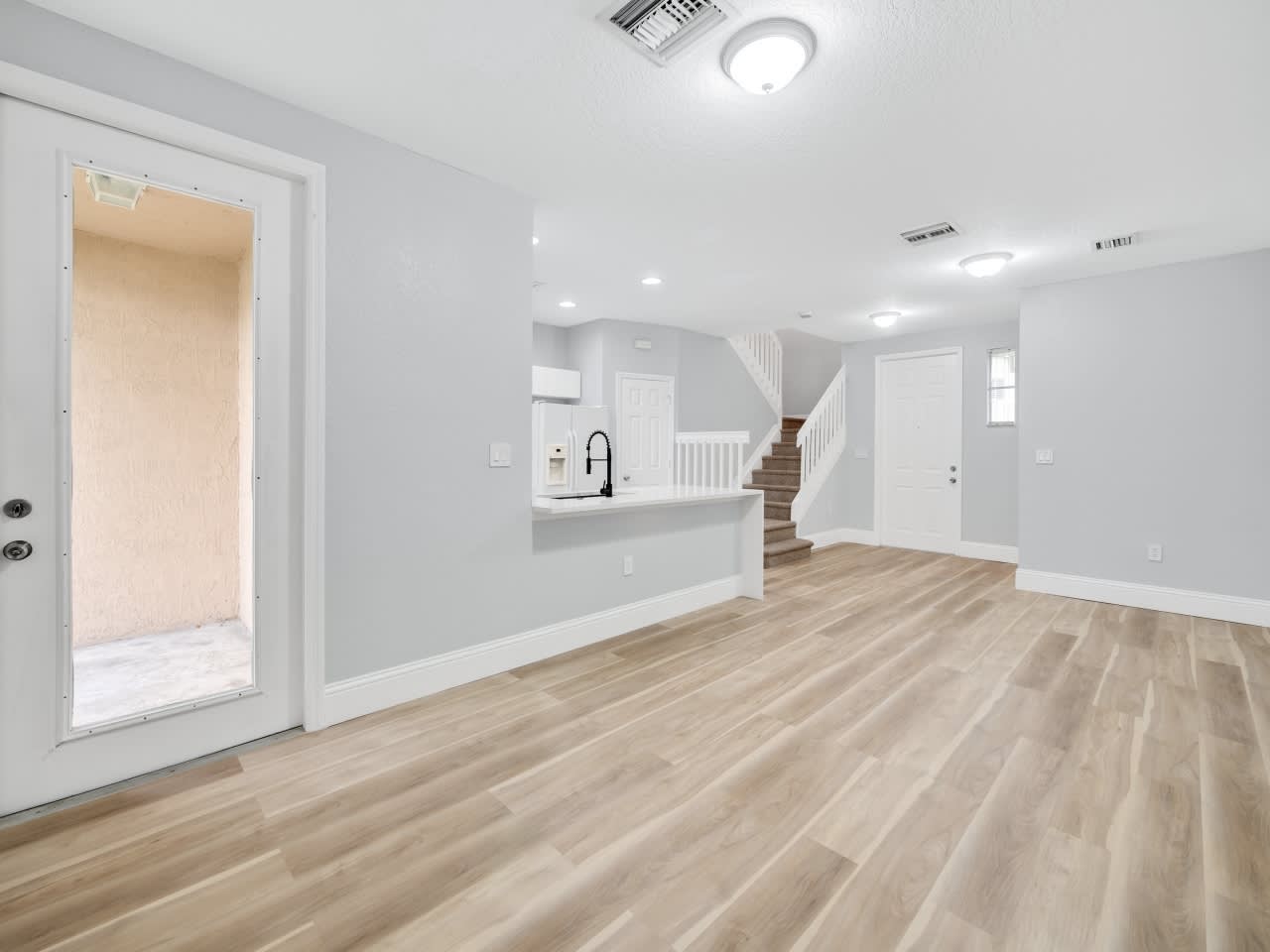 1954 Southwest 60Th Avenue 1 – photo 4