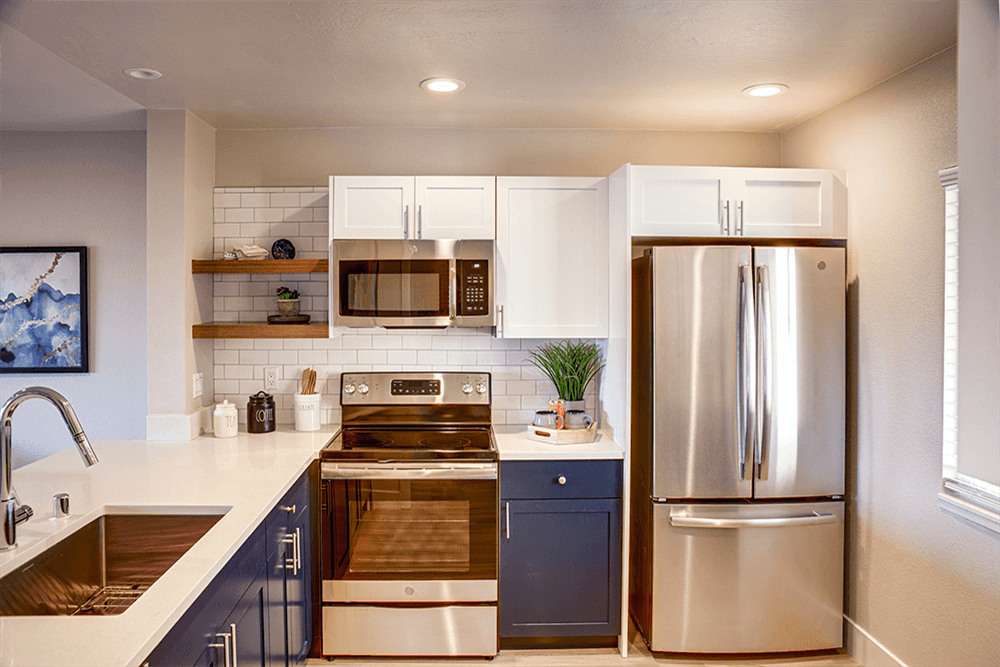 Harbor Point Waterfront Apartments – photo 3