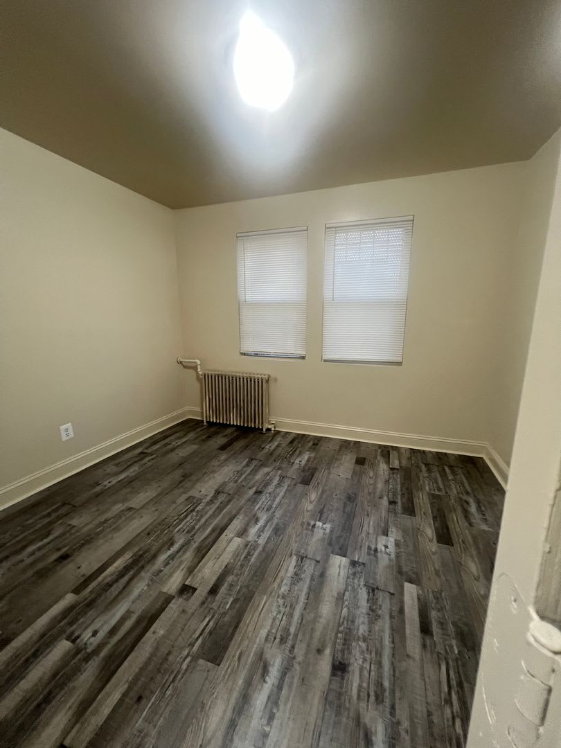 1615 Olive St Ne – photo 5