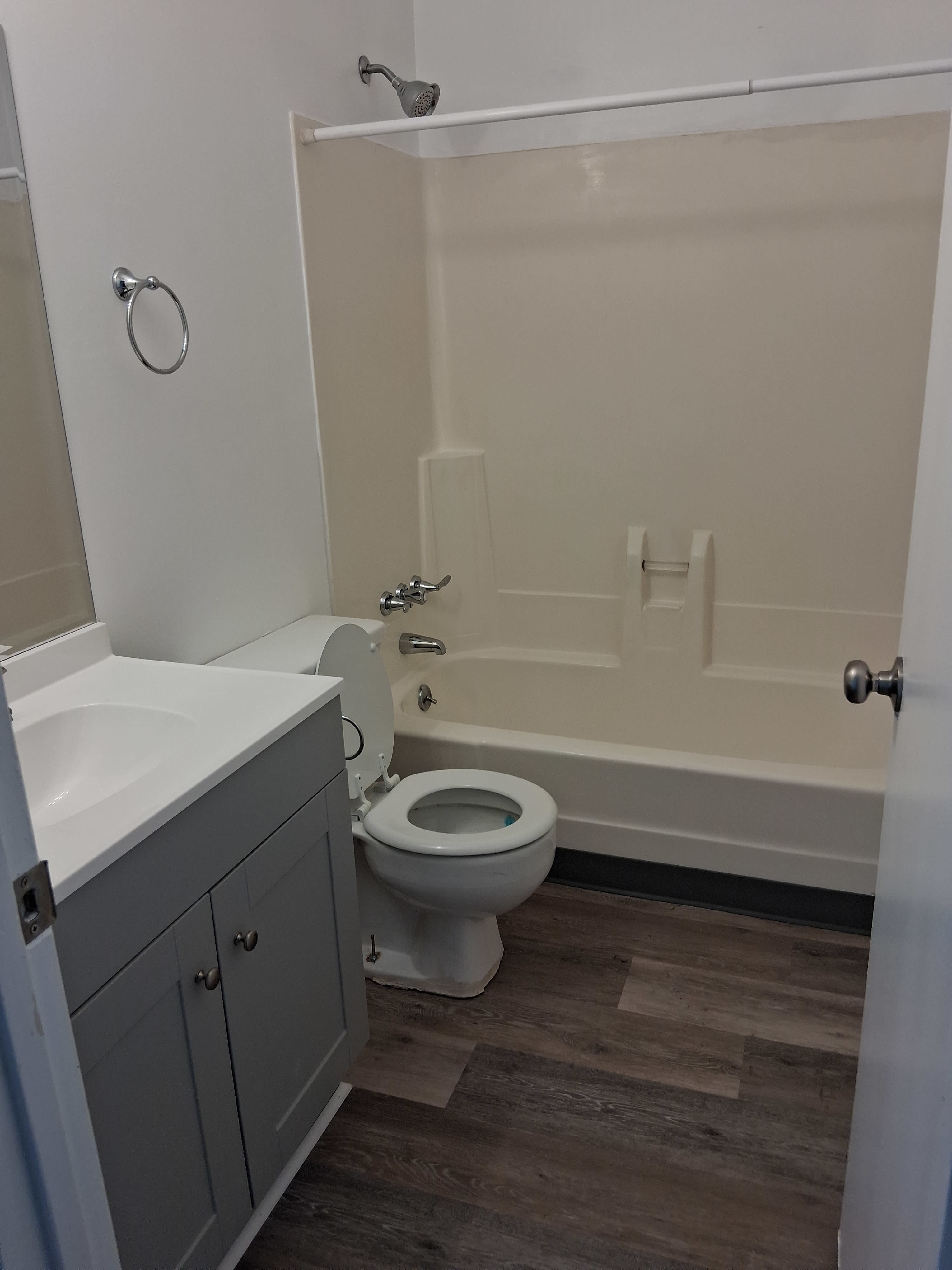 2810 Vista Lane – photo 3