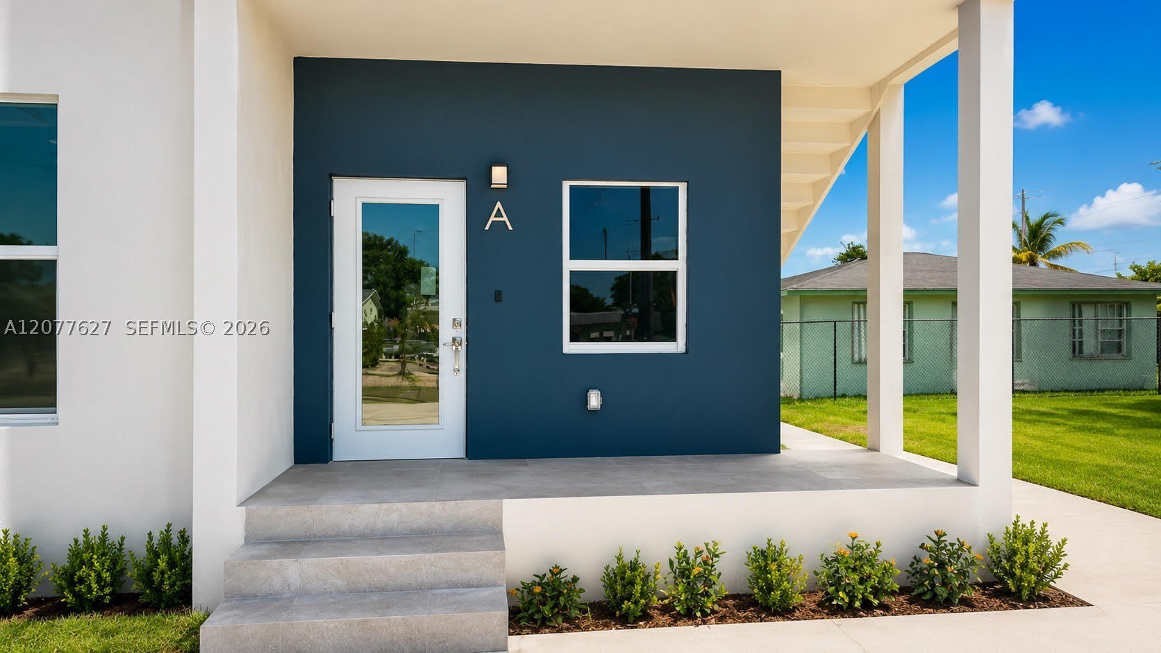 526 NW 6th St – photo 2