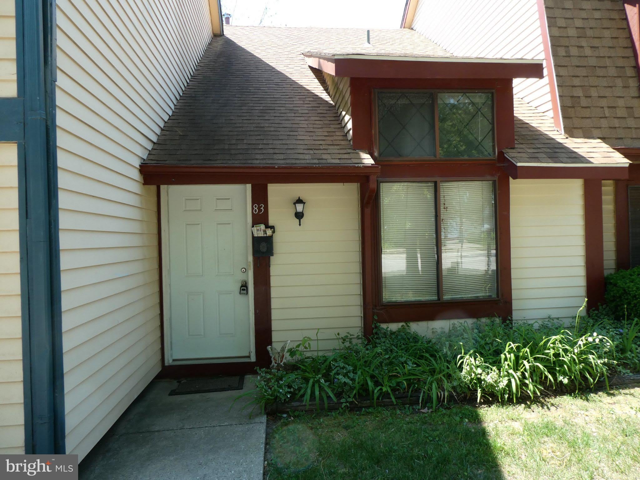 83 CHELSEA Circle – photo 1