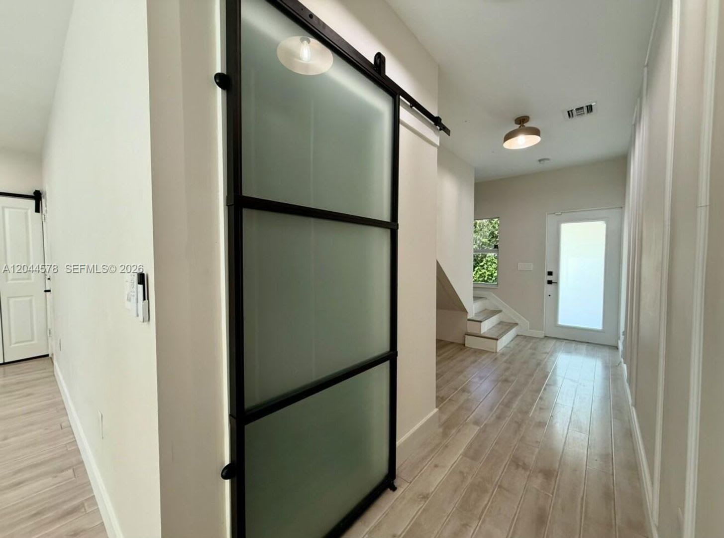 1035 Nw 2Nd Avenue Fort Lauderdale Fl 33311 6229 – photo 5