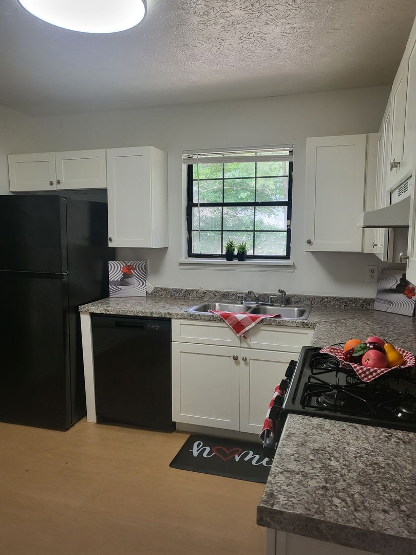 Desirable Home in Decatur – photo 4