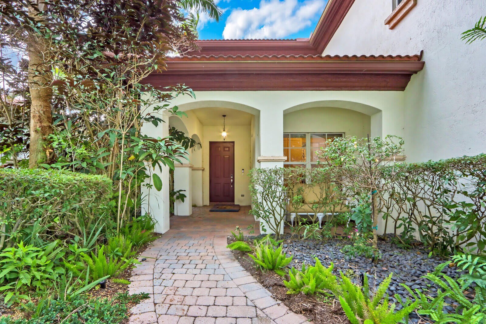 1904 Flower Drive – photo 3