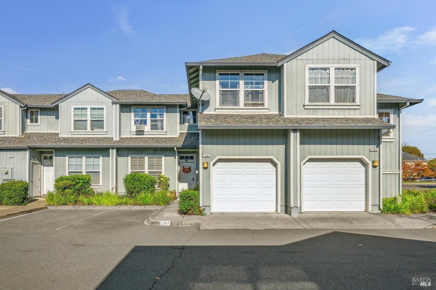 1507 Pinebrook Place – photo 1
