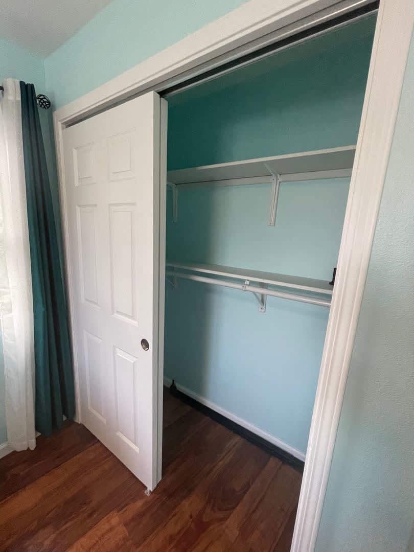 Renovated 3 UNITS right next to UH Manoa dormitory!! – photo 4