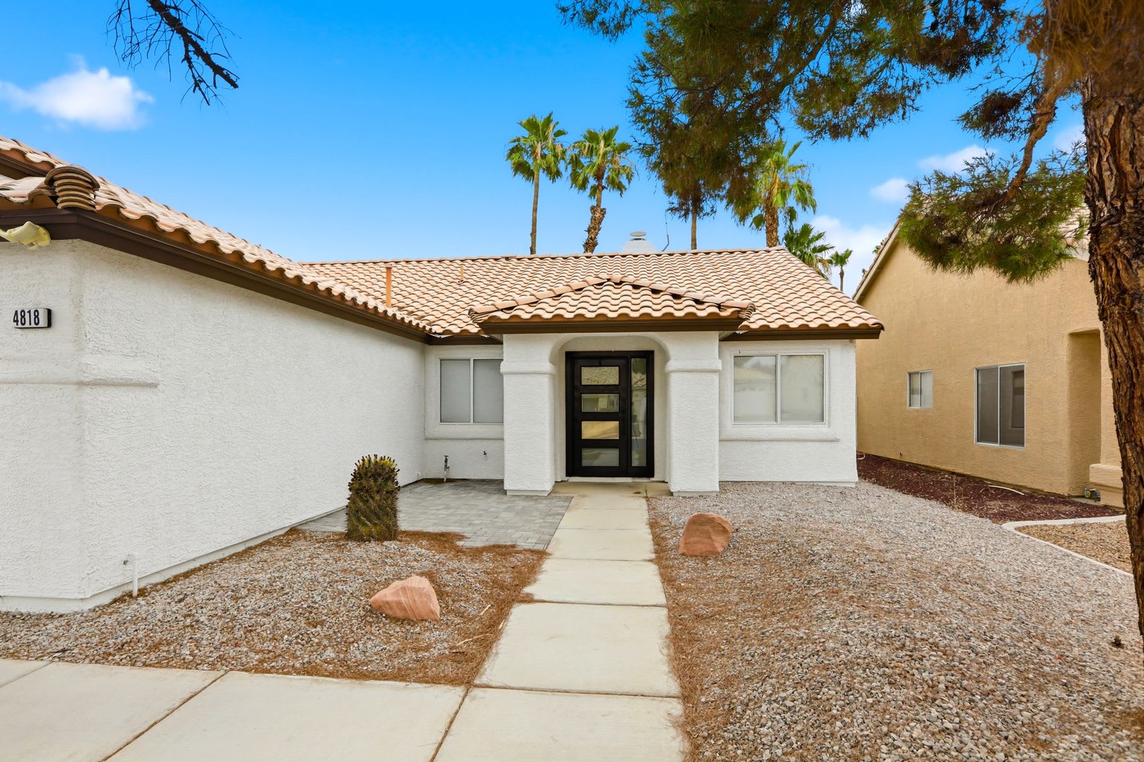 Remodeled Single Story in Guard Gated Community!!! – photo 4