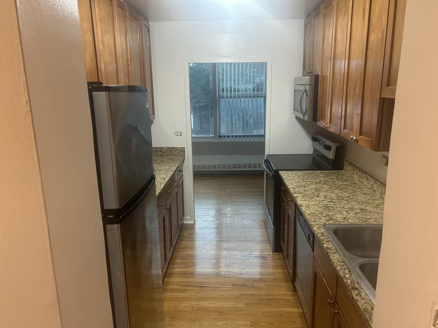 5649 50 North Sheridan Rd – photo 3