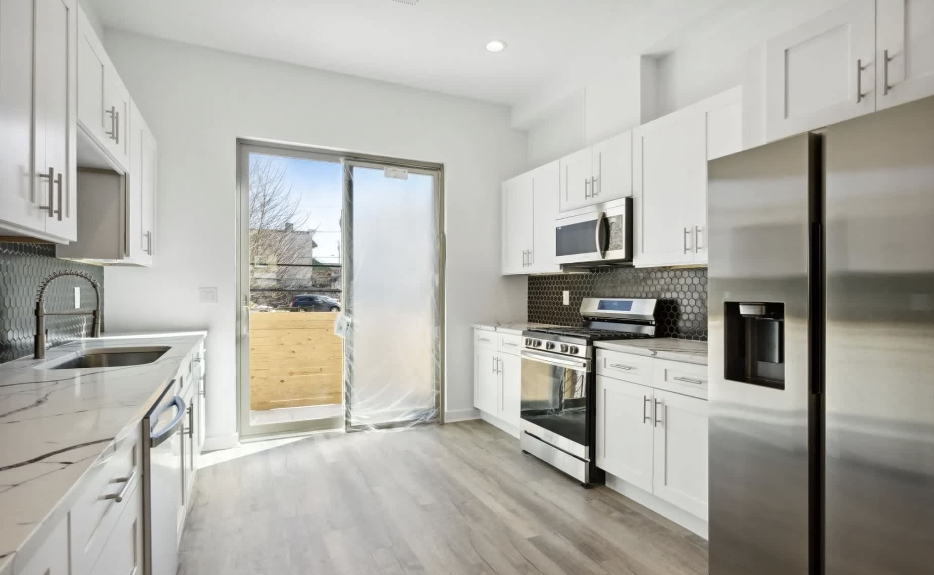 721 North Dekalb Street – photo 1
