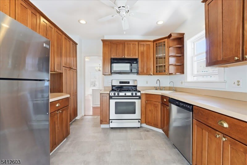 30 Central Ave – photo 2