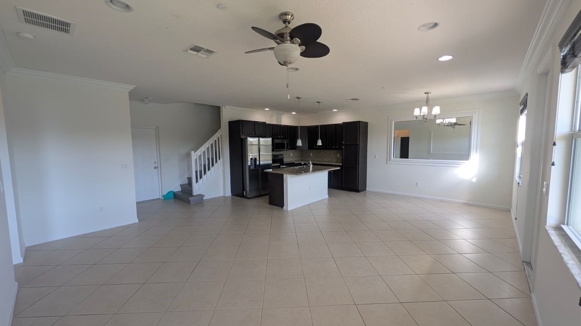 Spacious 3BR Townhome in Monterra – photo 3