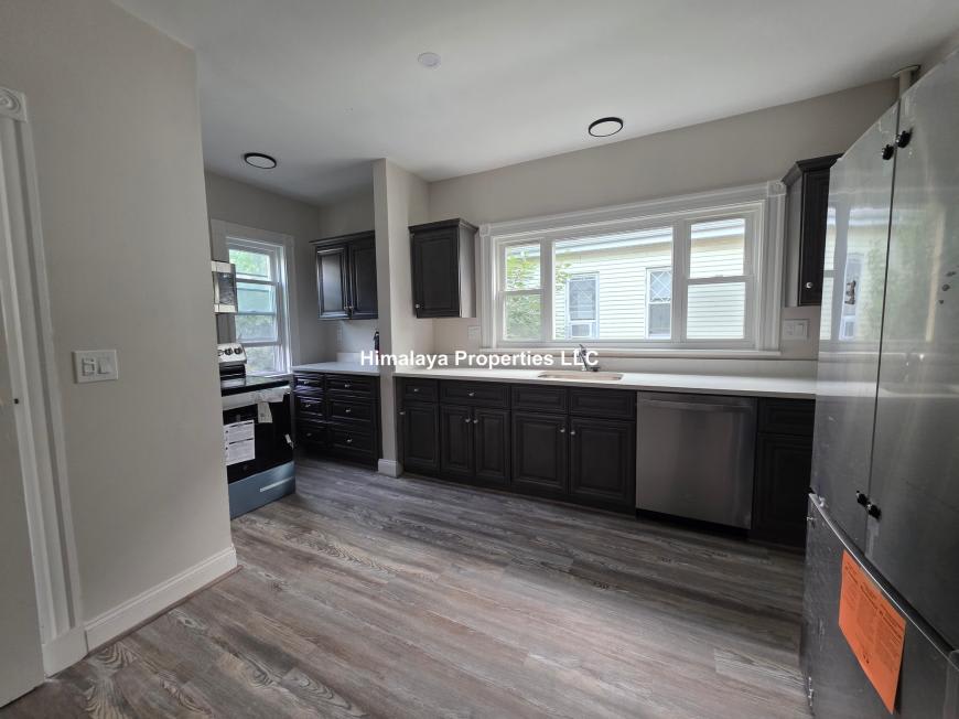 25 Warner St. – photo 1