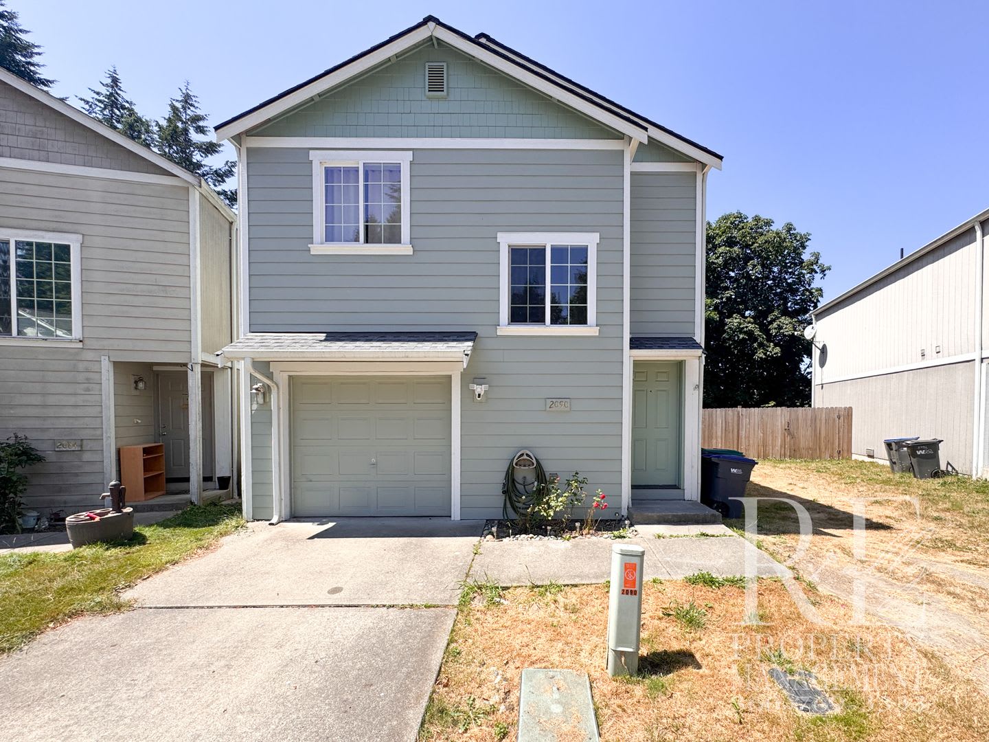 Move In Special 50 Off First Months Rent Pet Friendly 3 Bedroom Home With Fresh Lvp Stylish Updates Attached Garage – photo 1