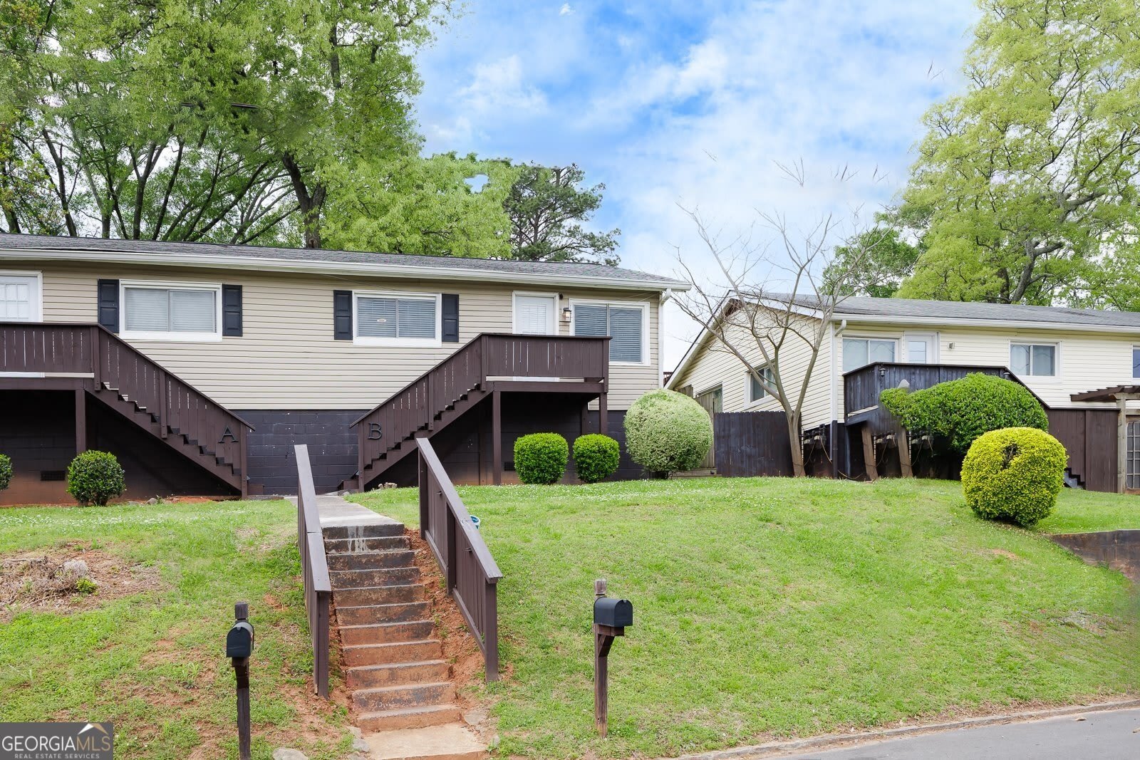 1040 Herndon Street NW – photo 4