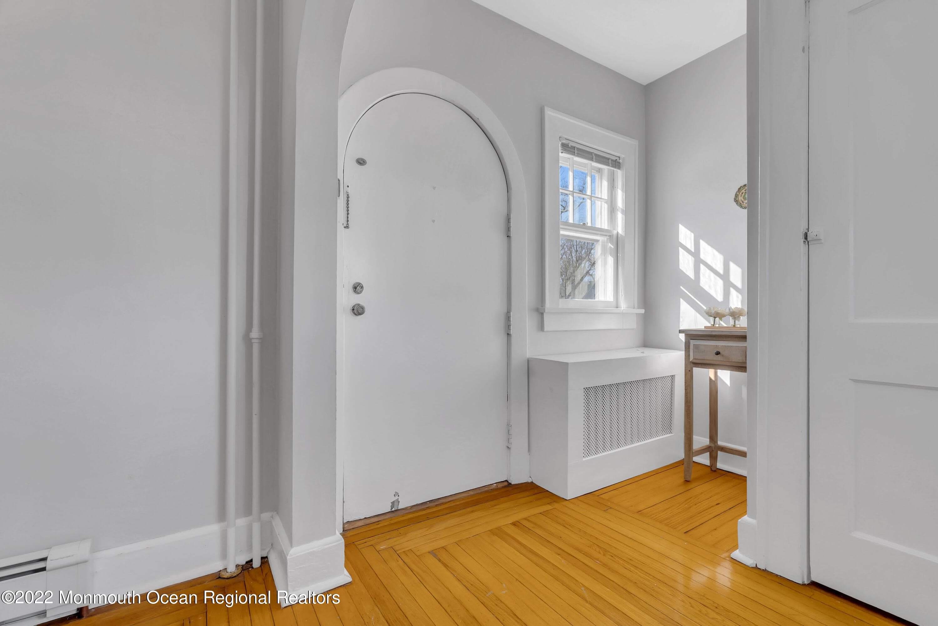 102 Dixon Avenue – photo 4