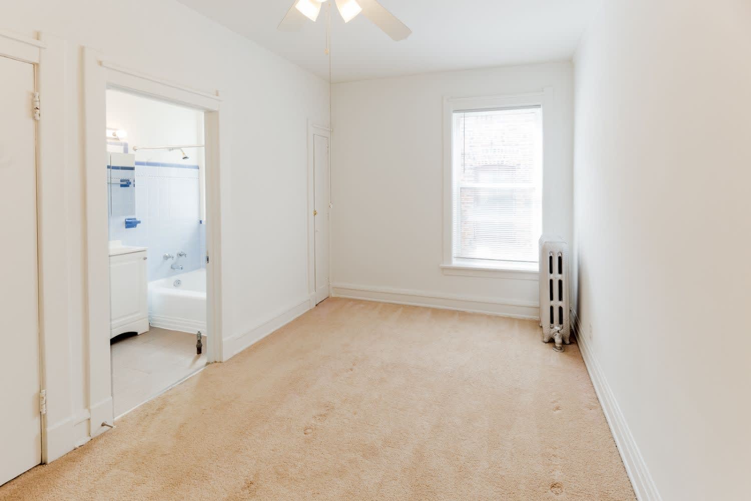 5336 5338 S Hyde Park Boulevard – photo 5