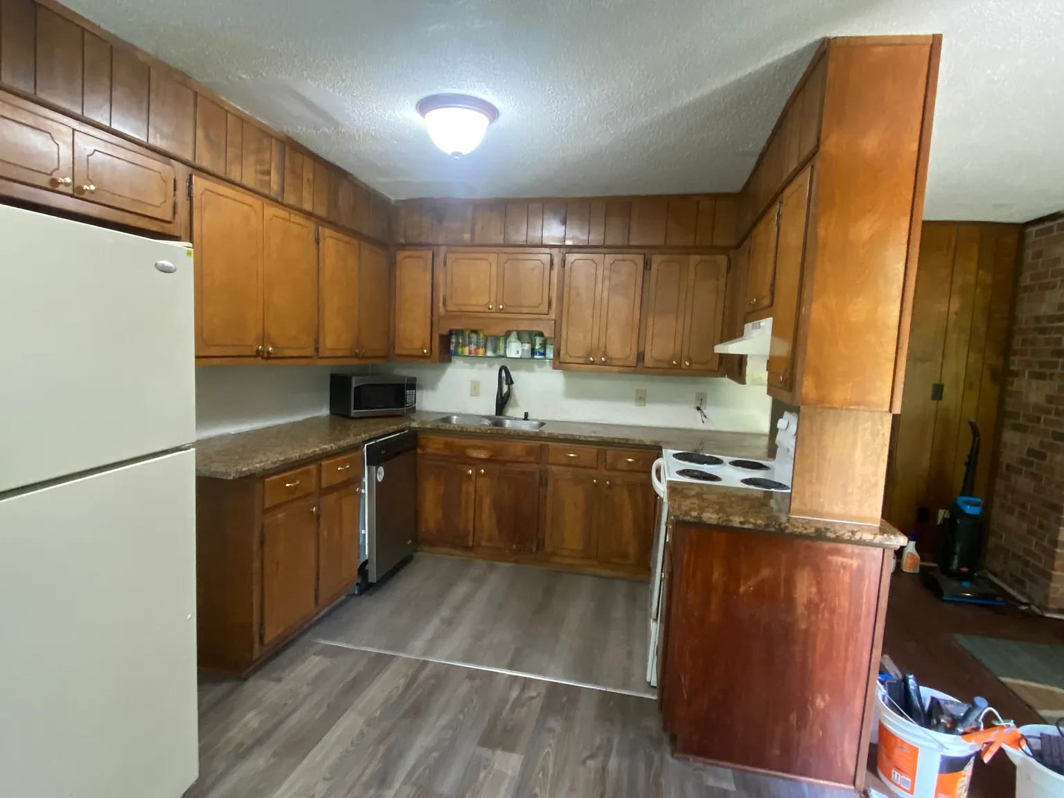 1434 Al Seier Road – photo 5