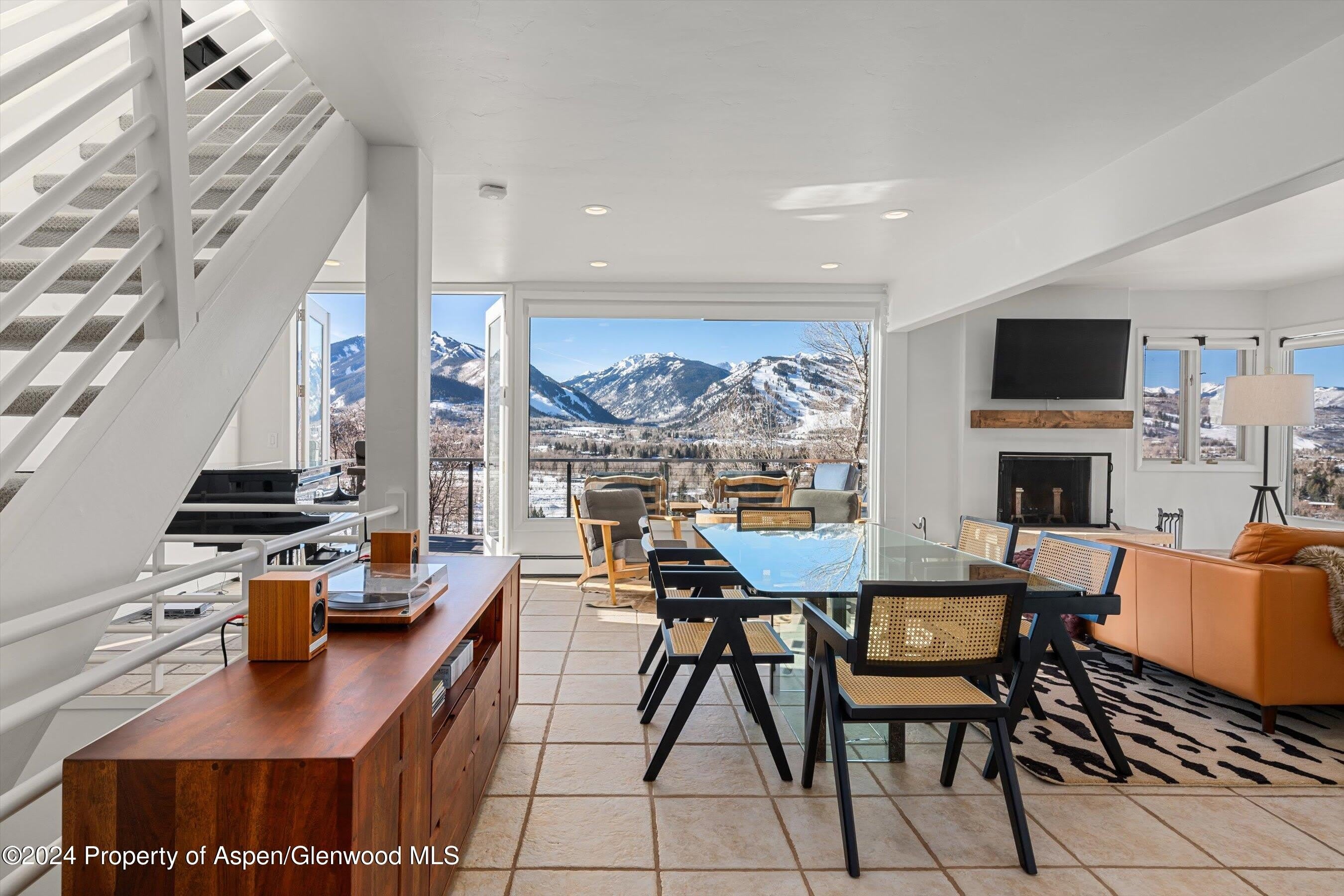 182 Bennett Place – photo 2
