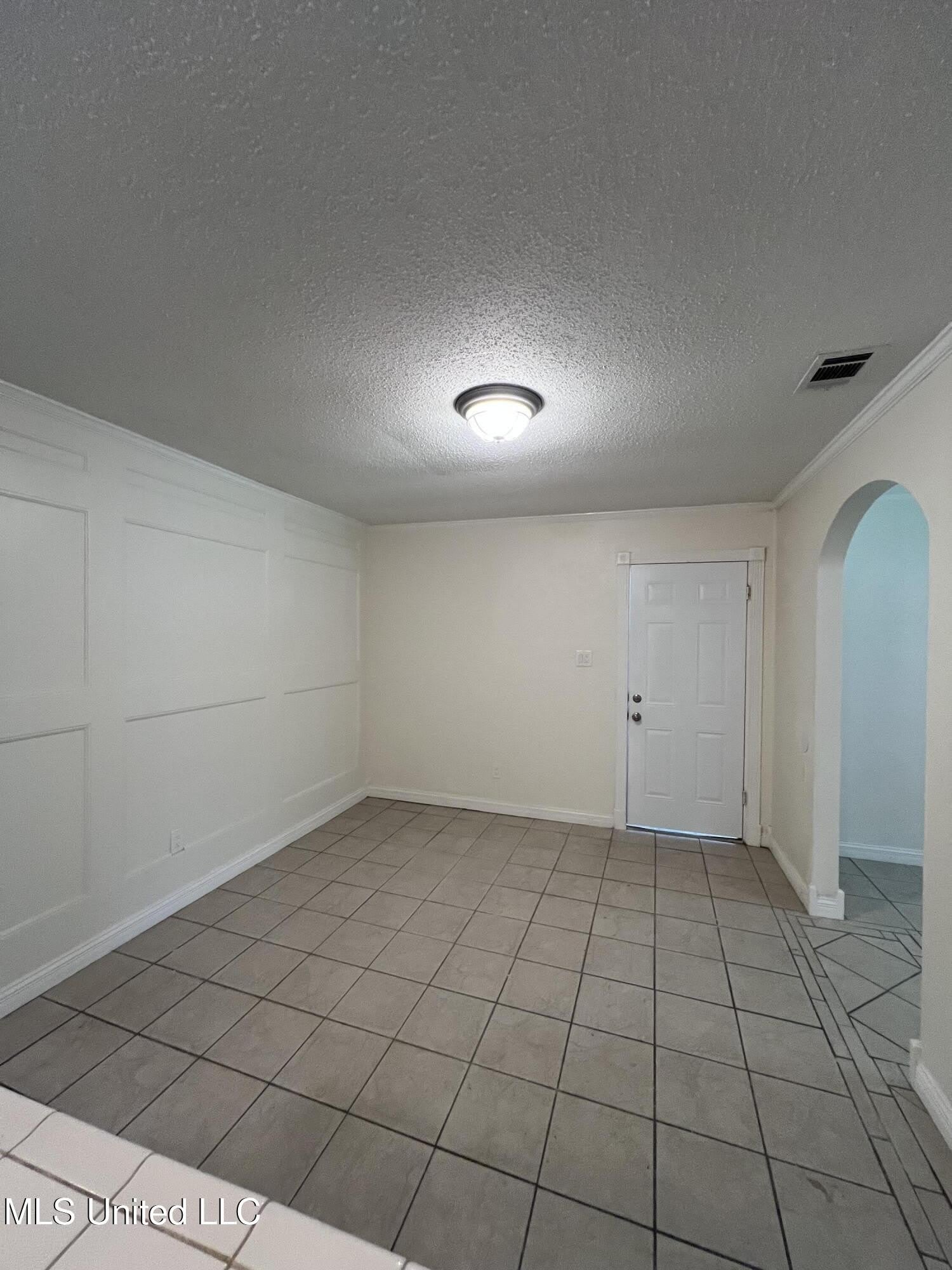 103 Ralph Drive – photo 4