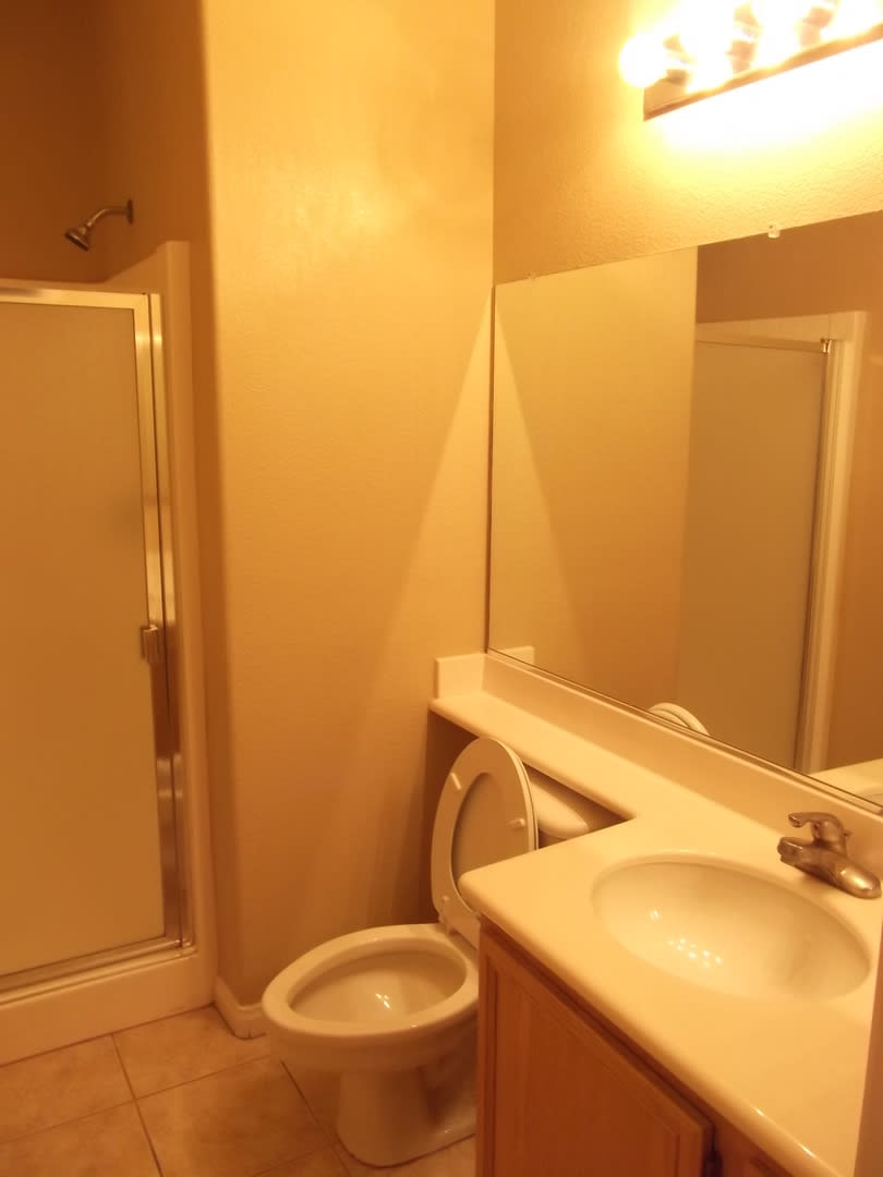 House For Rent – photo 2