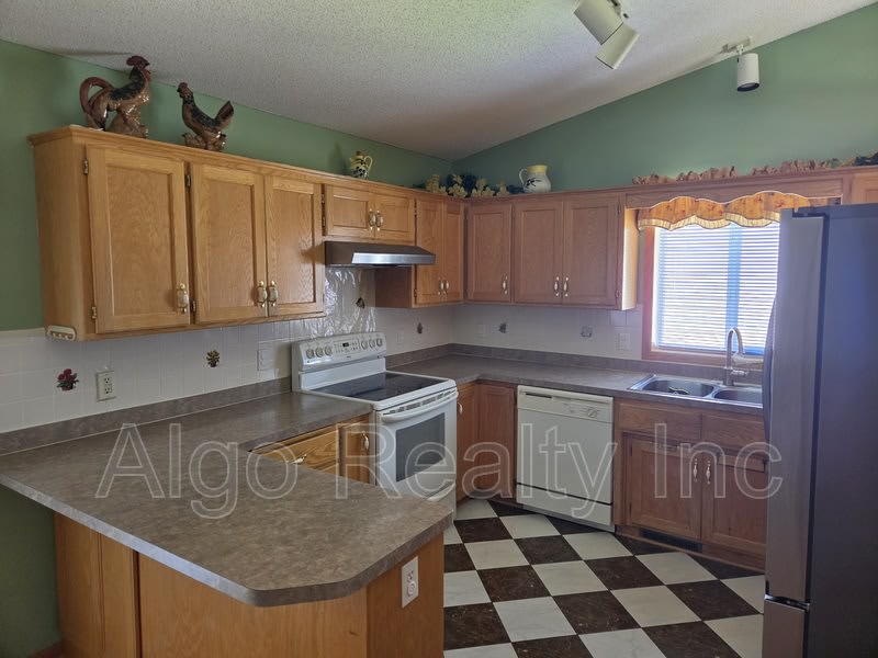 12450 Raven Street Northwest – photo 4