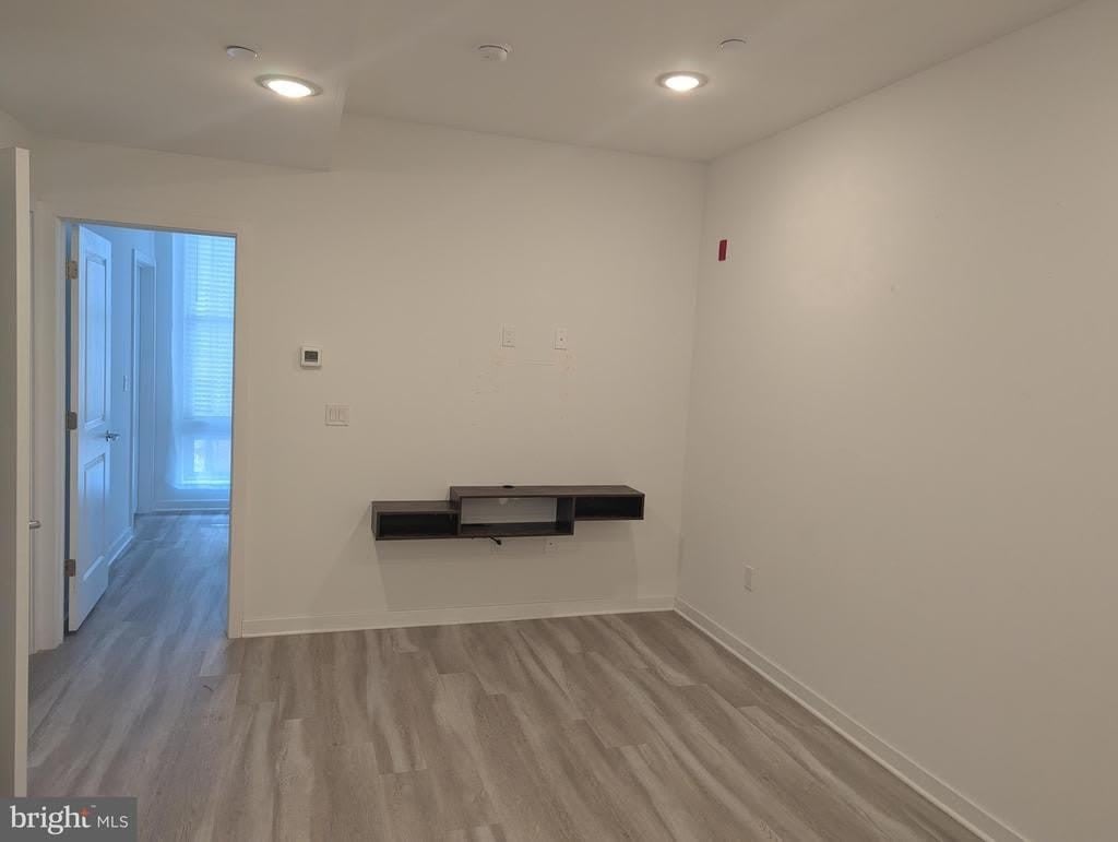 1524 RIDGE AVENUE – photo 4