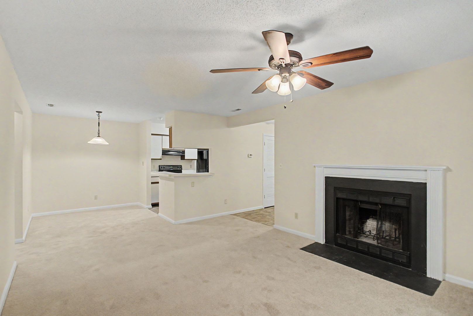 540 Pineland Circle Newport News Va 23608 – photo 5