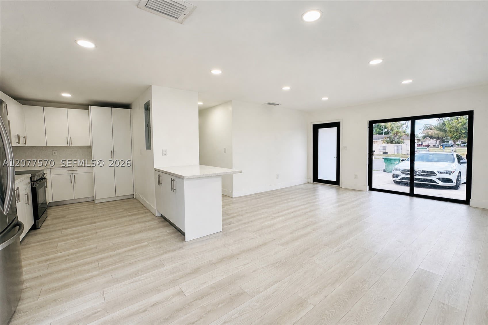 2983 NW 191st Ter – photo 2