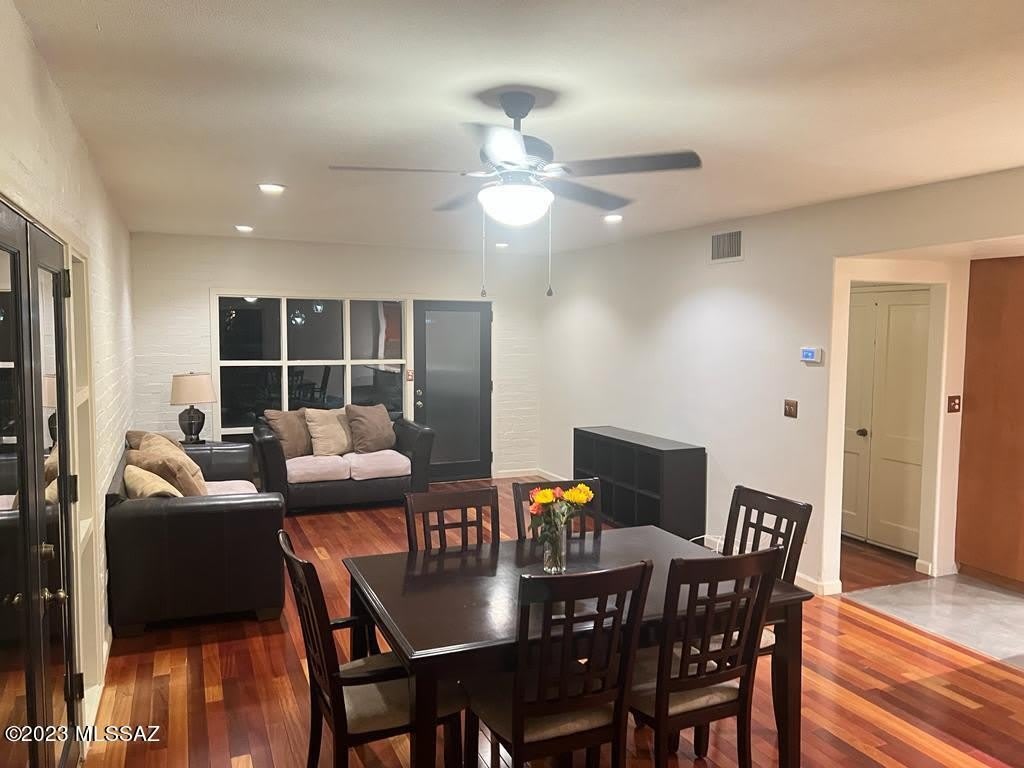 2420 E 5th Street – photo 3