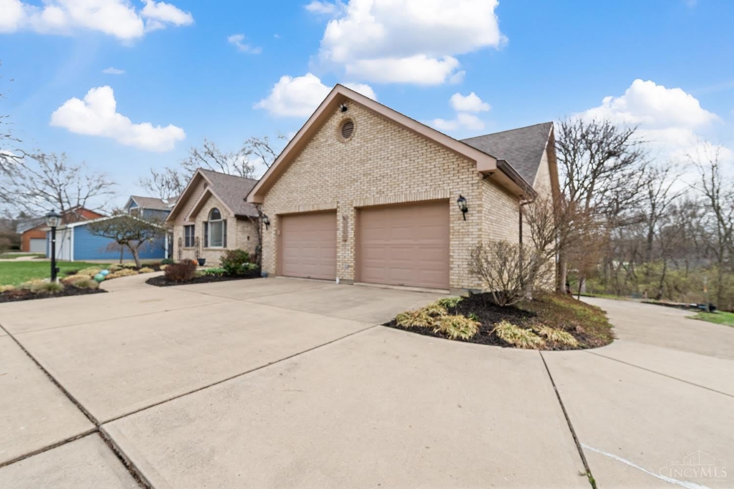 7380 Wheatland Meadow Court – photo 4