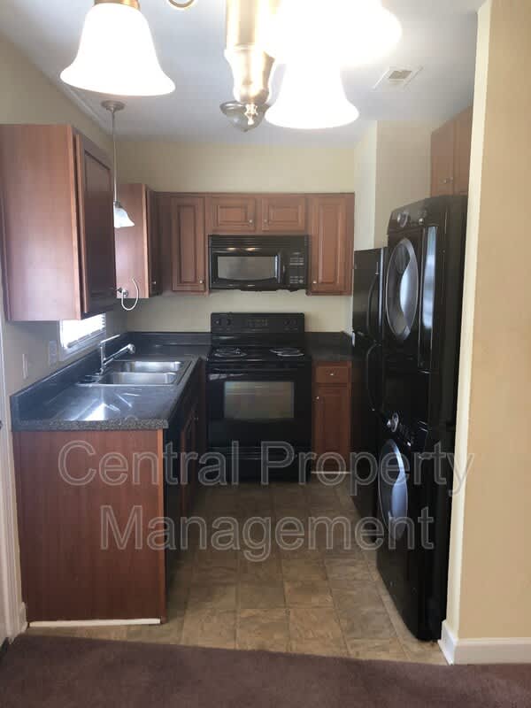 112 Silverbrook Drive – photo 3