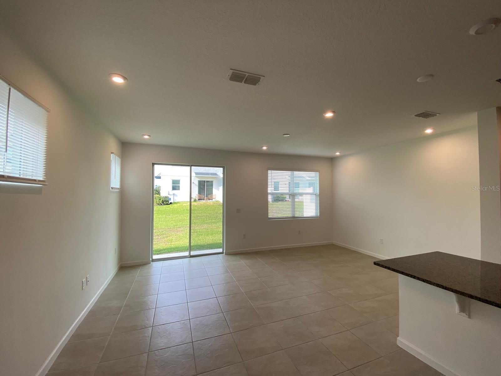9076 Ocean Tide Way – photo 5
