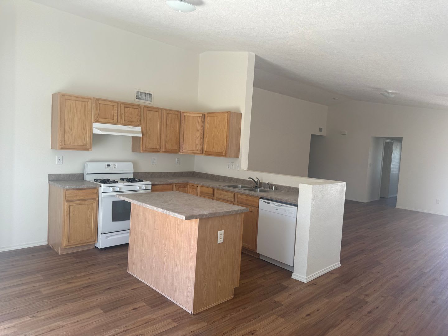 3716 Ranchers Loop – photo 2