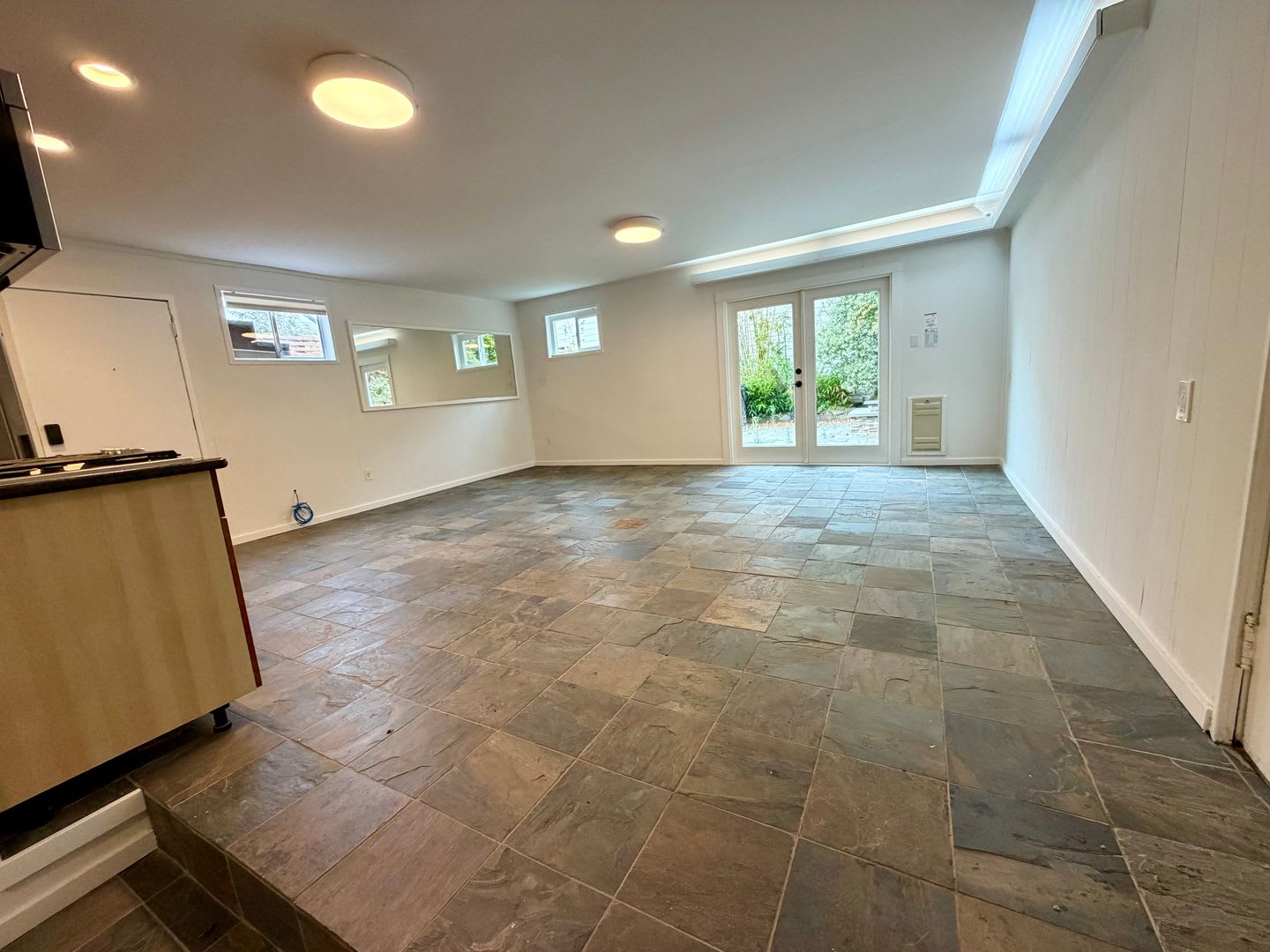 643 Edna Street – photo 4