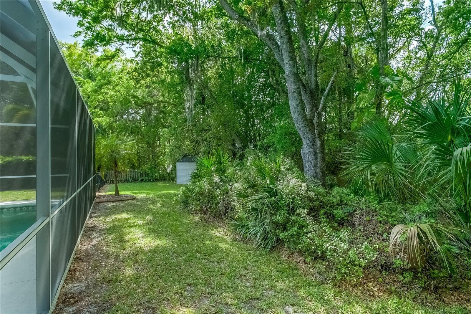 11933 DERBYSHIRE Drive – photo 5