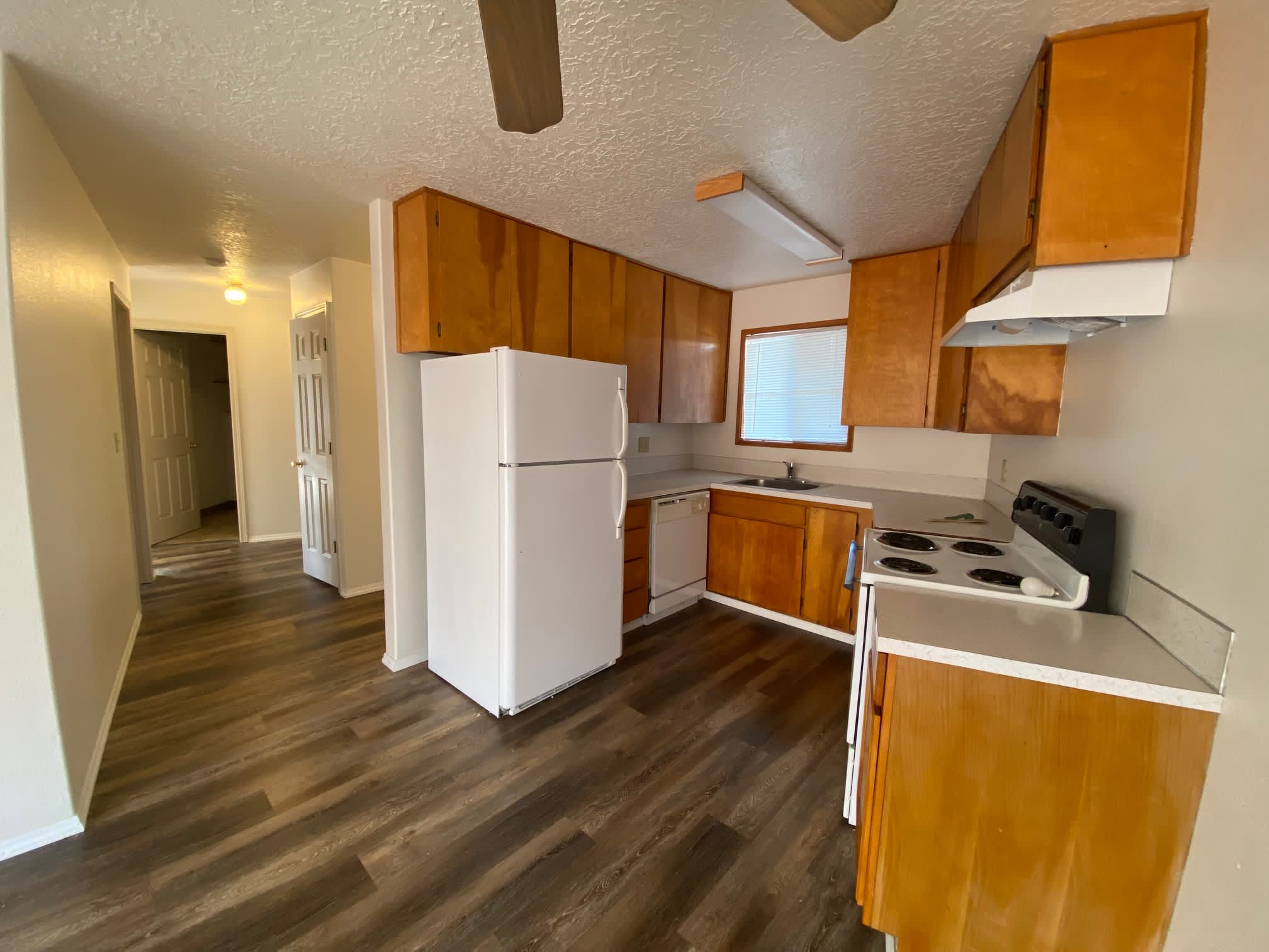 365 Madrona Ave. SE #C-3 – photo 2