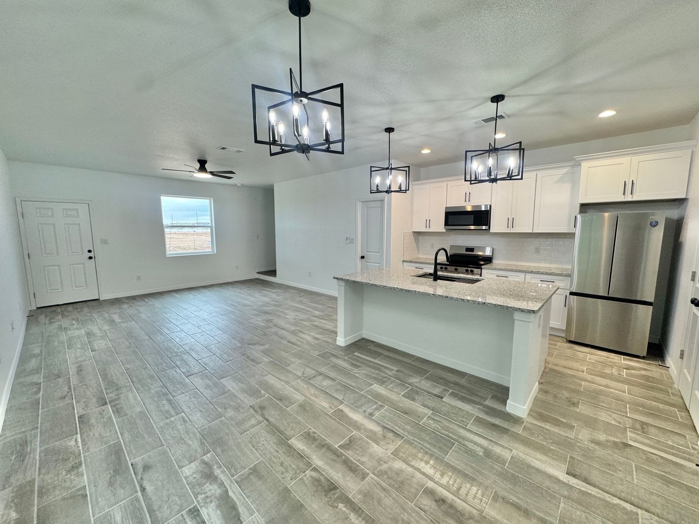 2818 N. Platino Dr – photo 2