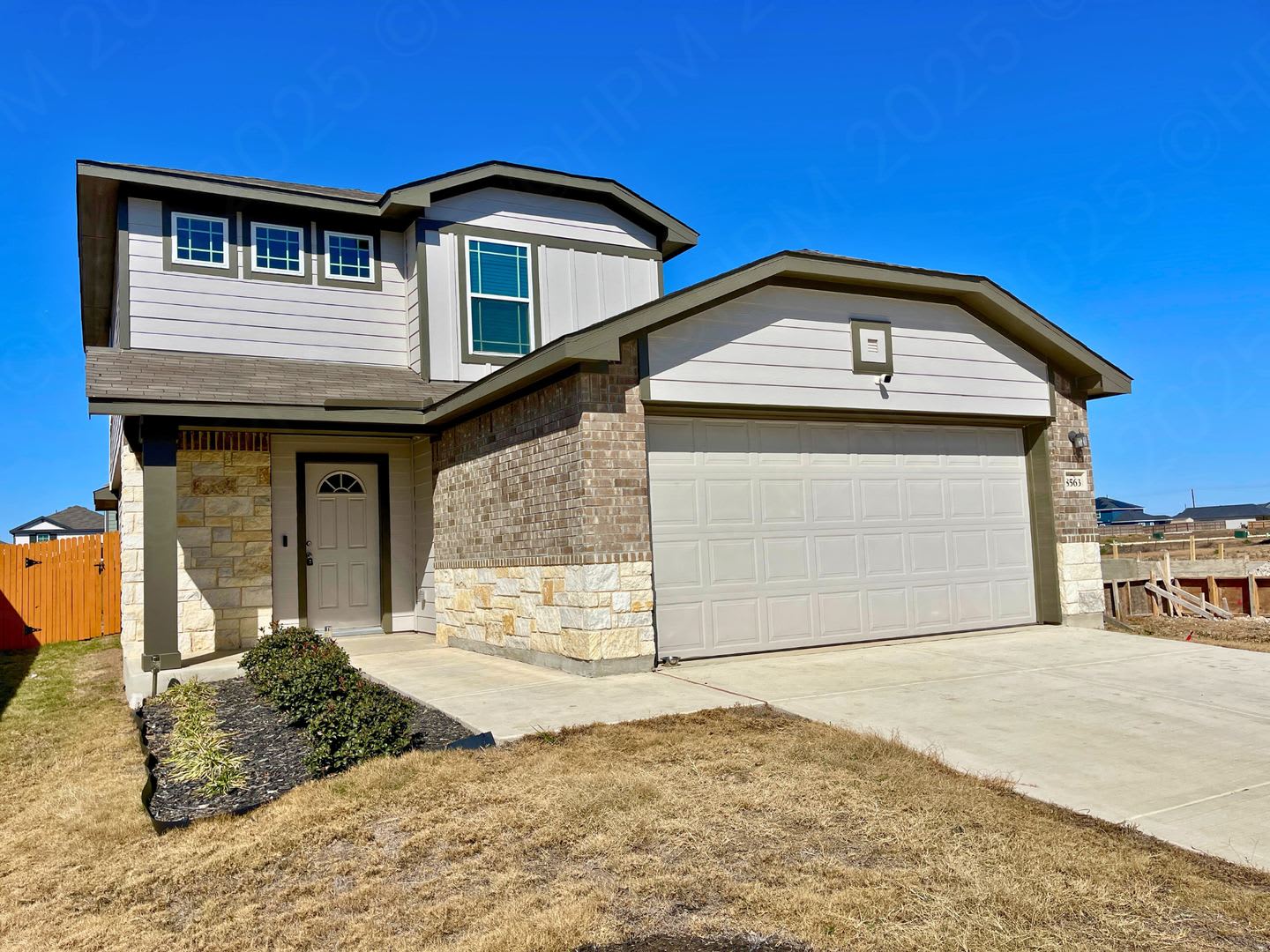 Move-In Special. 1 Month Free Rent with a 12-month lease – photo 2