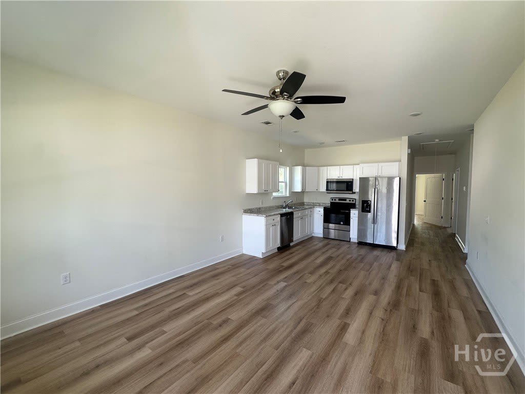 373 Carter – photo 2