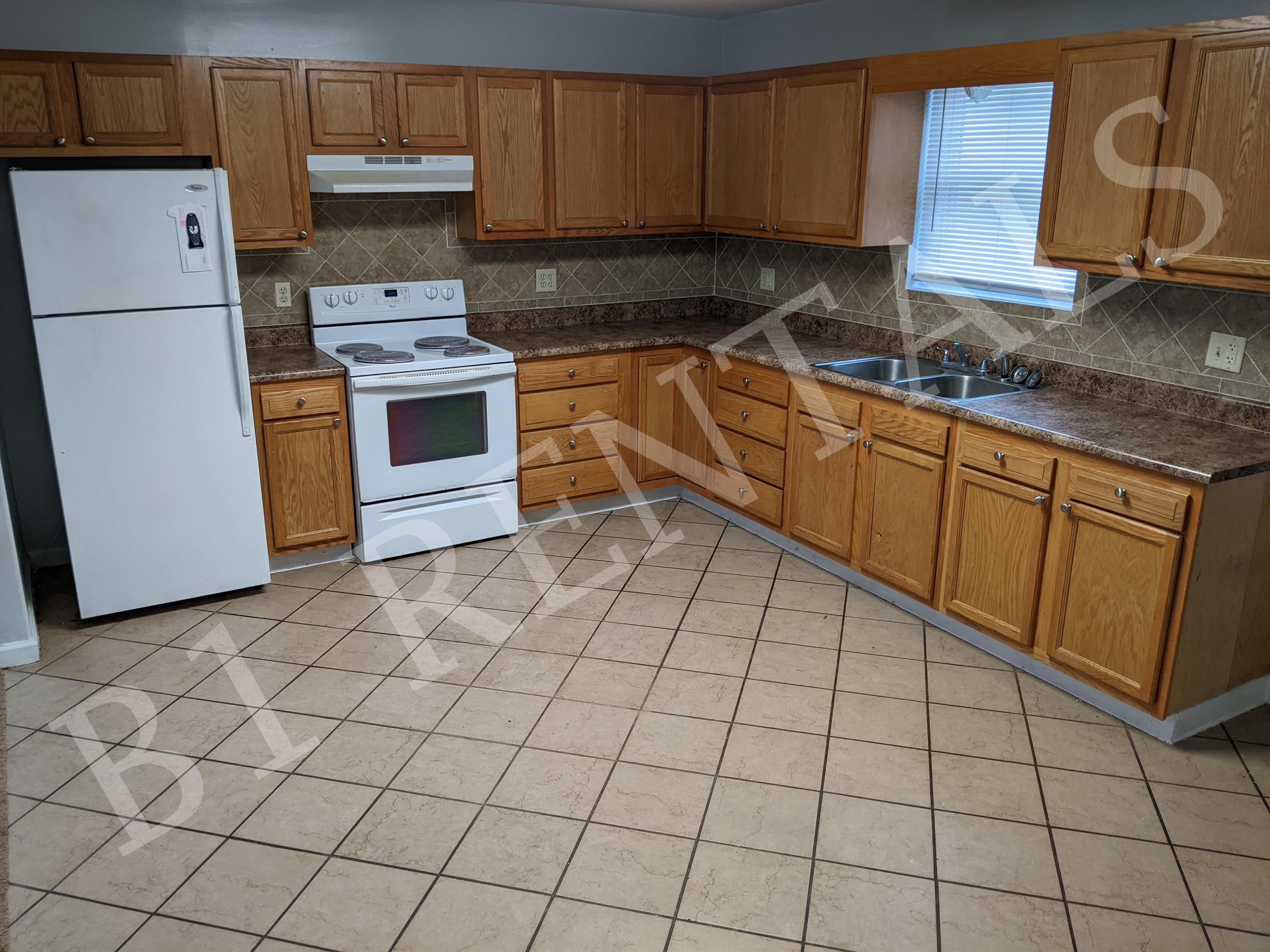 210 5Th Street – photo 2